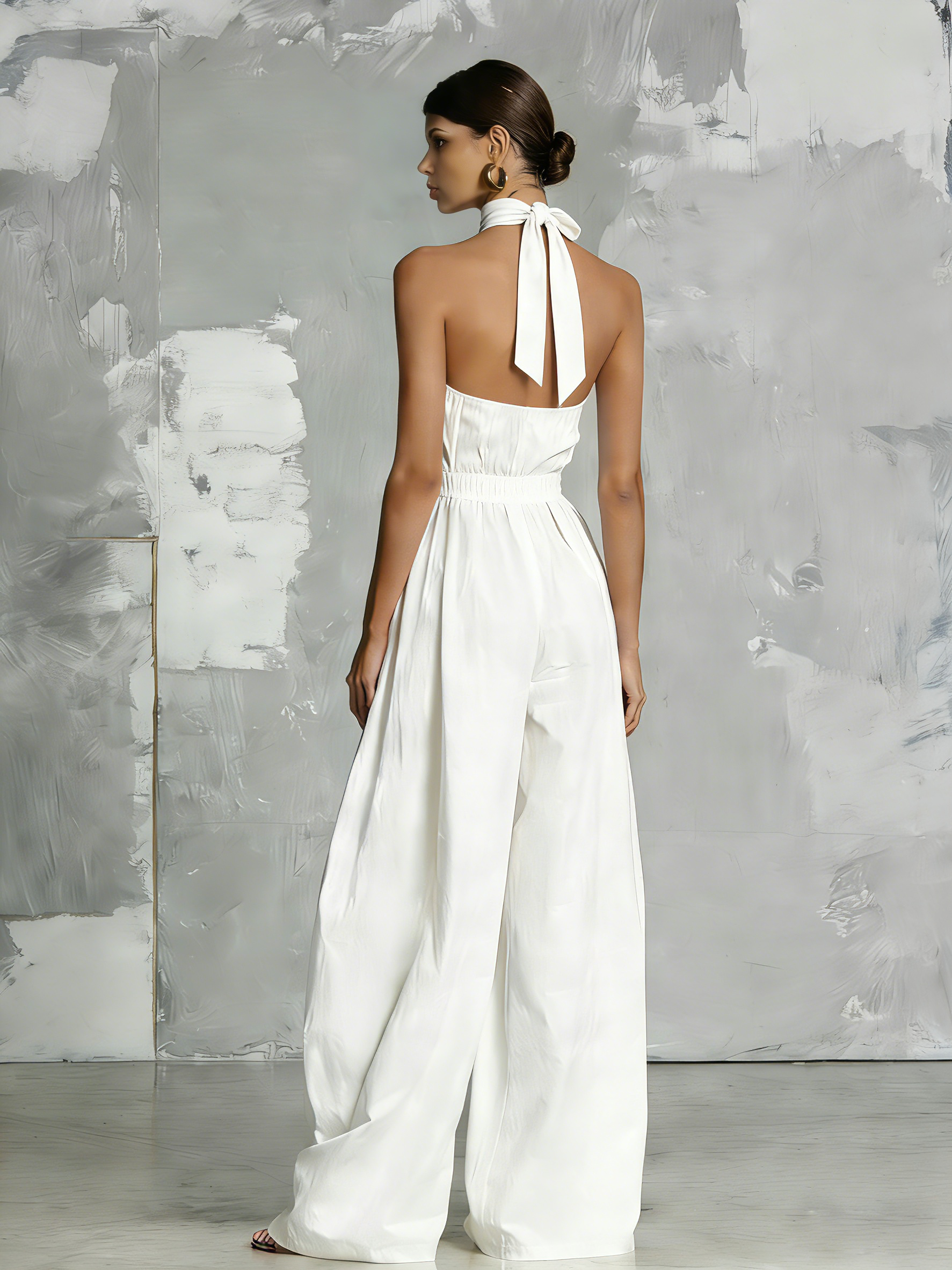 ZOLTÁN - ELEGANT WHITE HALTER JUMPSUIT
