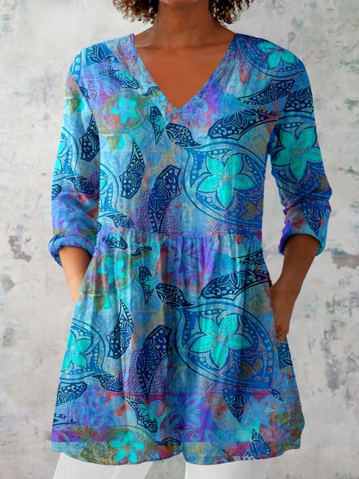 NERINA - LONG BLOUSE WITH V-NECK