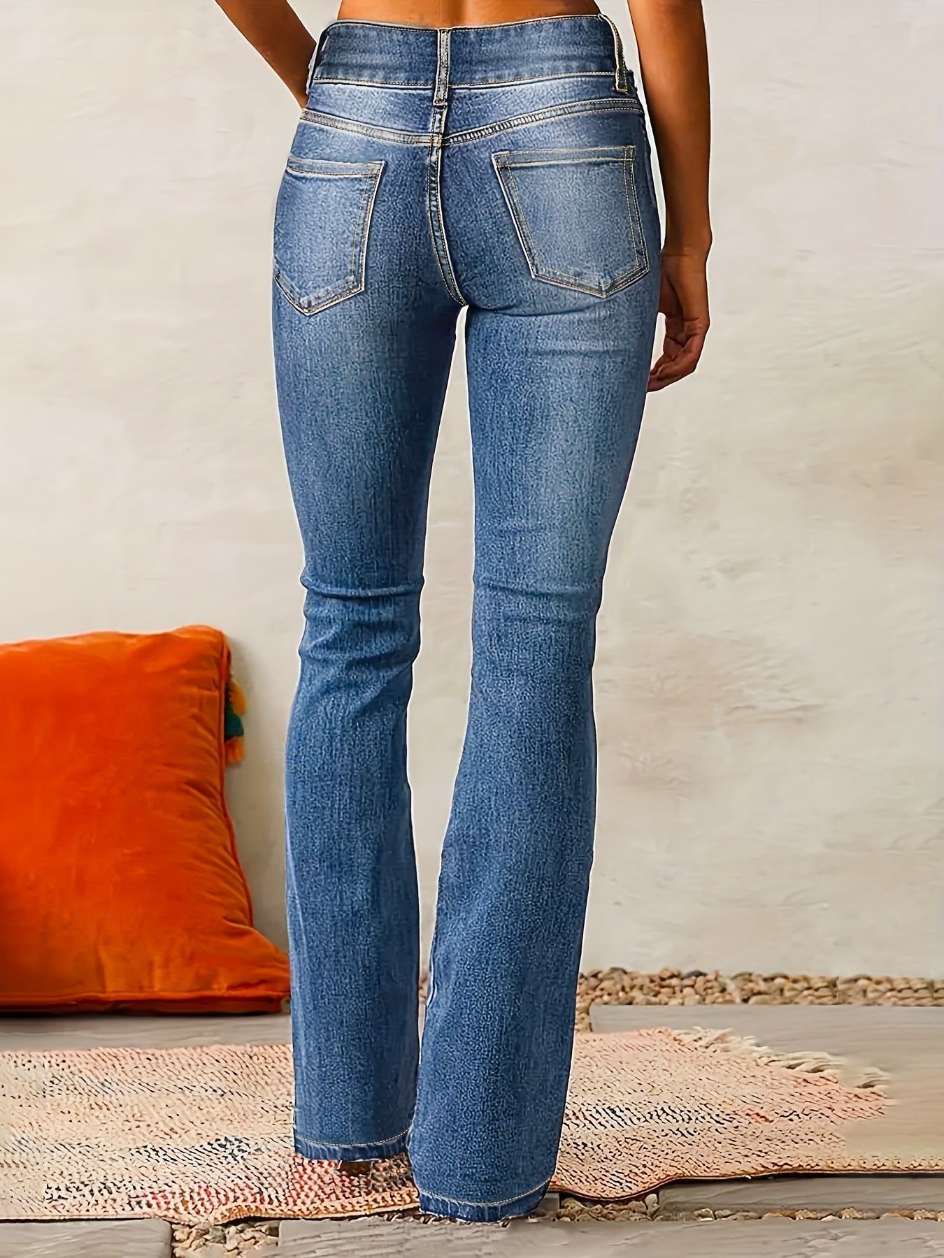 IVYRA - HIGH-WAISTED FLARED JEANS