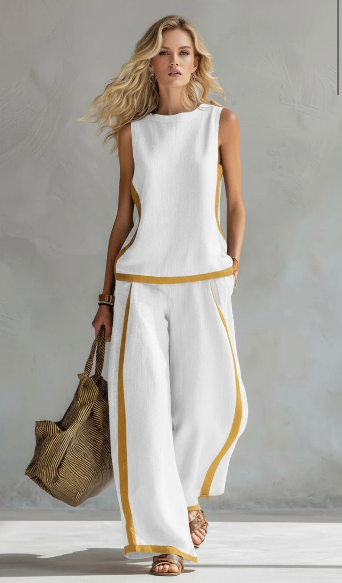 LEILA – EFFORTLESS CHIC TWO-PIECE SET