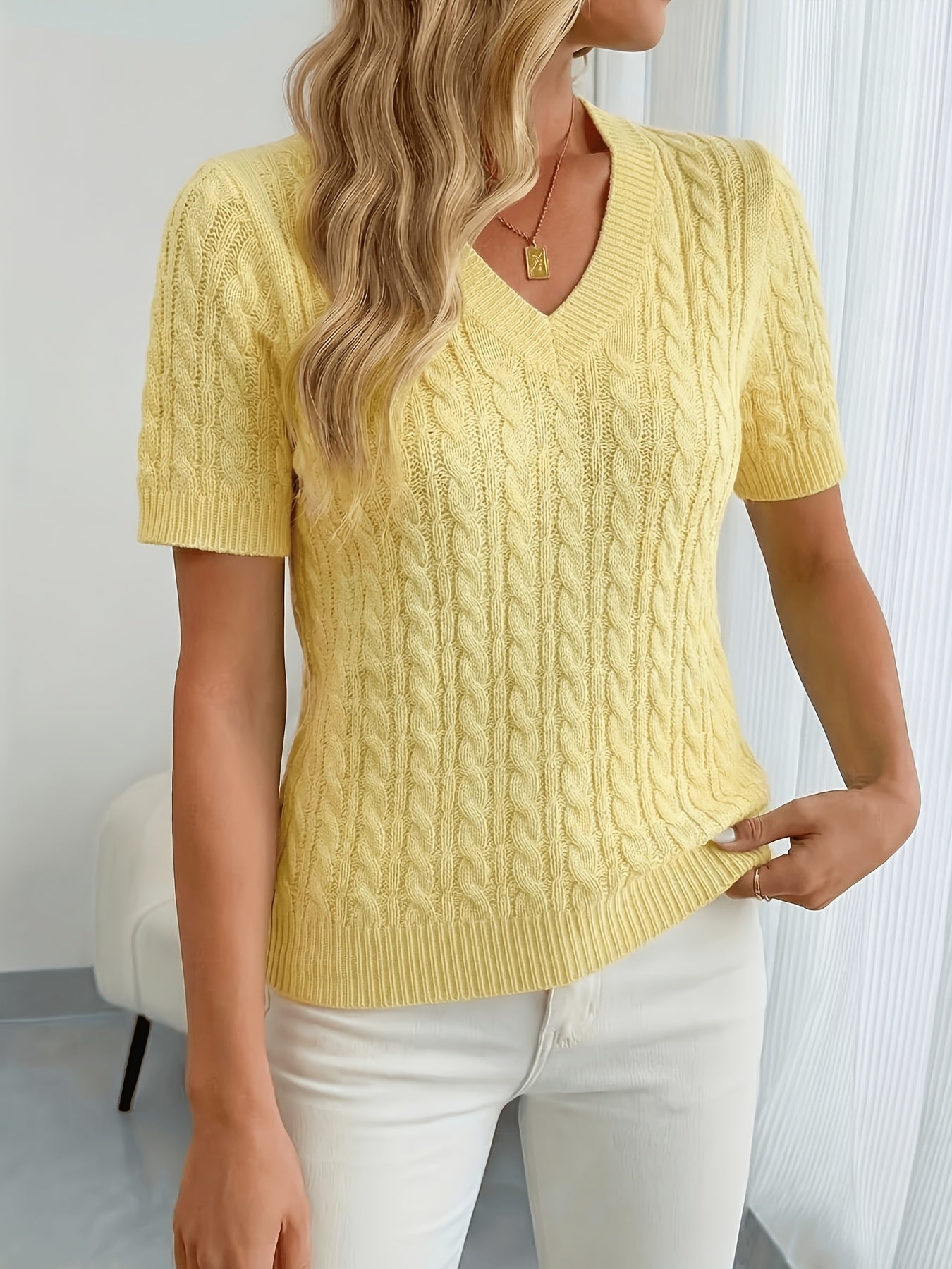 ELSIE – RIBBED V-NECK KNIT TOP