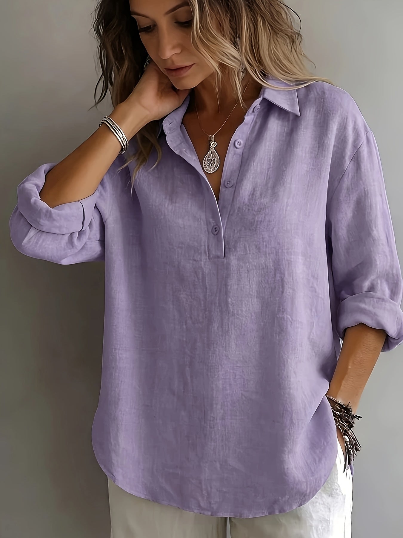 OLIVIA – CHIC LOOSE-FIT BLOUSE