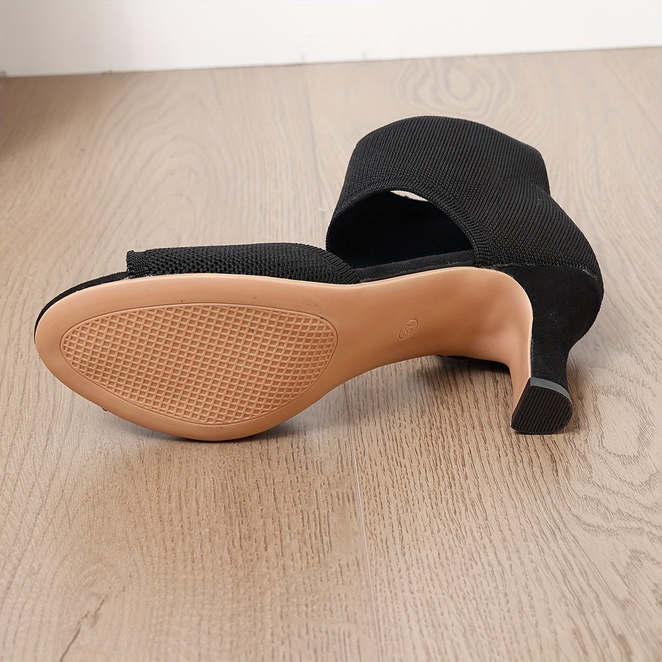 CAMILLE - STRETCH COMFORT HEELS
