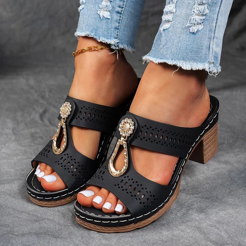 DELACROIX - COMFORTABLE ORTHOPAEDIC HEELED SANDALS